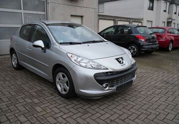 Peugeot 207 127.678 km 3.200 &euro; Bottrop 46240