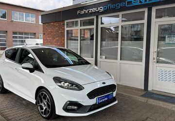 Ford Fiesta 48.085 km 17.650 &euro; Herne 44652