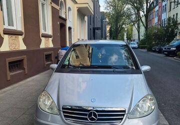 Mercedes-Benz A 160 255.400 km 1.500 &euro; Essen 45143