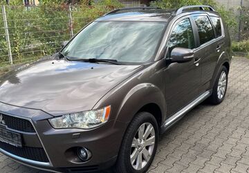 Mitsubishi Outlander 213.000 km 3.889 &euro; Herne ( Nordrhein-Westfalen ) 44628