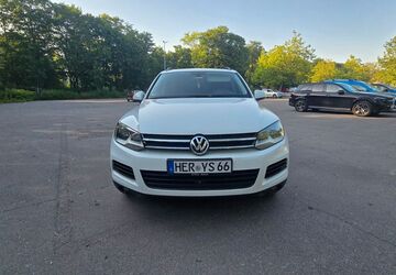 VW Touareg 239.000 km 9.999 &euro; Herne 44627