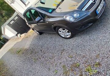 Opel Zafira 234.000 km 2.550 &euro; HAGEN 58089