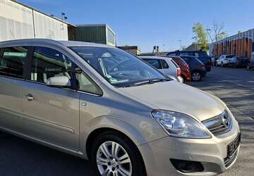 Opel Zafira 101.000 km 4.970 &euro; Bochum 44801