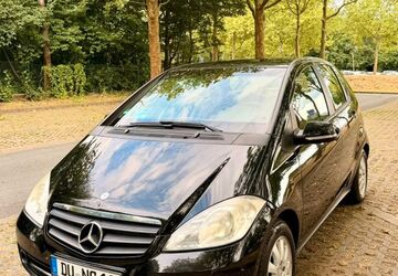 Mercedes-Benz A 180 226.630 km 1.699 &euro; Dortmund 44139