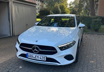 Mercedes-Benz A 180 42.950 km 23.390 &euro; Herne 44649