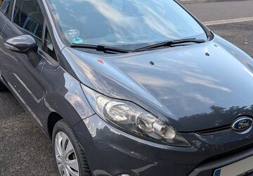 Ford Fiesta 97.500 km 4.500 &euro; Castrop-Rauxel 44577