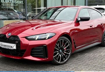 BMW i4 22.072 km 59.980 &euro; Mülheim an der Ruhr 45472
