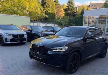 BMW X4 14.000 km 65.450 &euro; Gelsenkirchen 45886