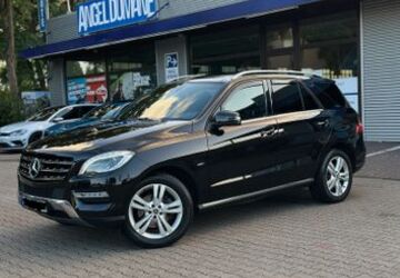 Mercedes-Benz ML 350 289.000 km 14.900 &euro; Herne 44653