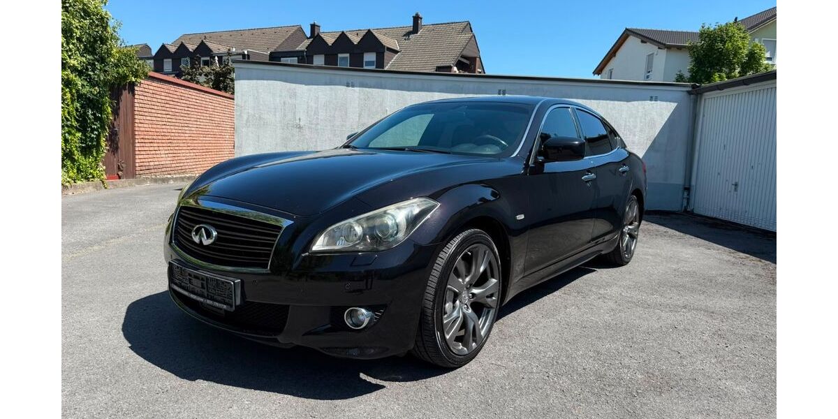 INFINITI M30 287.000 km 4.850 &euro; Herne 44653