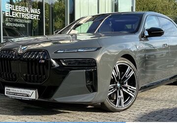 BMW i7 8.716 km 132.580 &euro; Mülheim an der Ruhr 45472