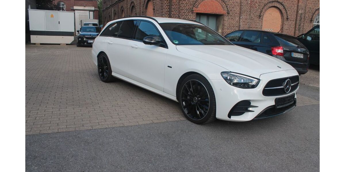 Mercedes-Benz E 400 37.222 km 59.999 &euro; Bochum 44867