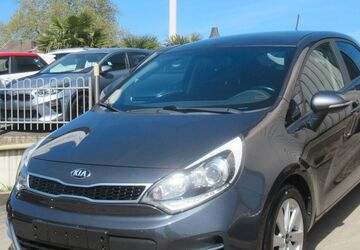 Kia Rio 171.498 km 5.970 &euro; Herne 44653